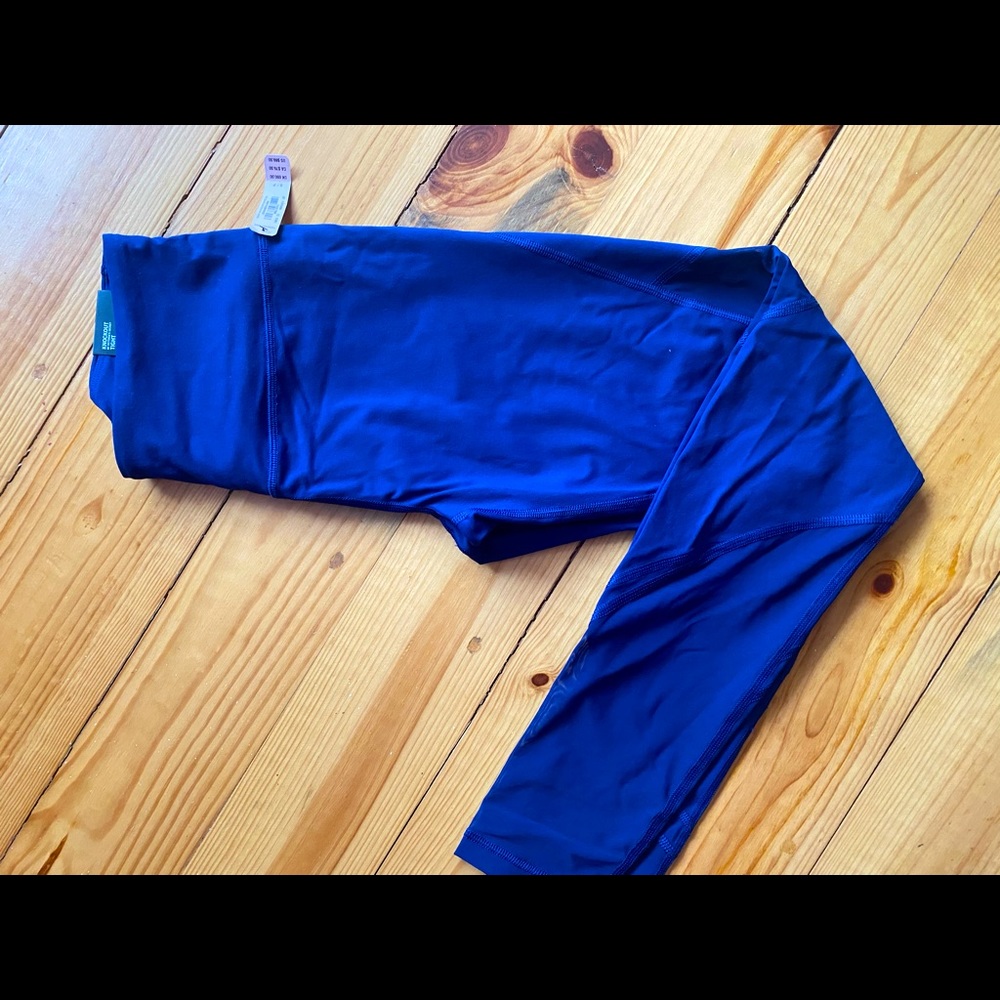 Victoria’s Secret new knockout tight leggings